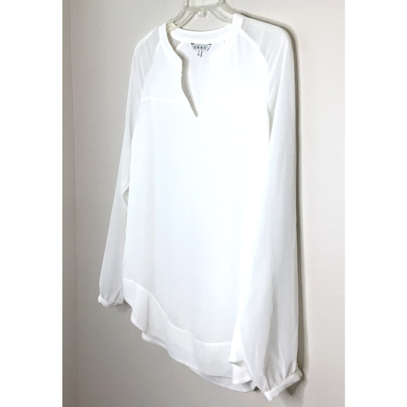 CAbi White Allure Pull Over V-Neck Blouse Style 118 Size M - Picture 3 of 7